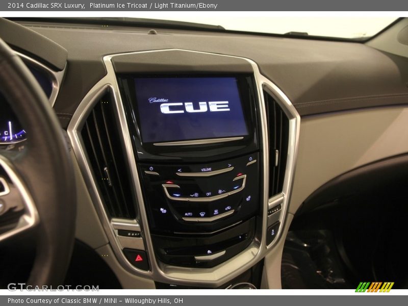 Platinum Ice Tricoat / Light Titanium/Ebony 2014 Cadillac SRX Luxury