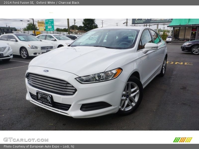 Oxford White / Charcoal Black 2014 Ford Fusion SE