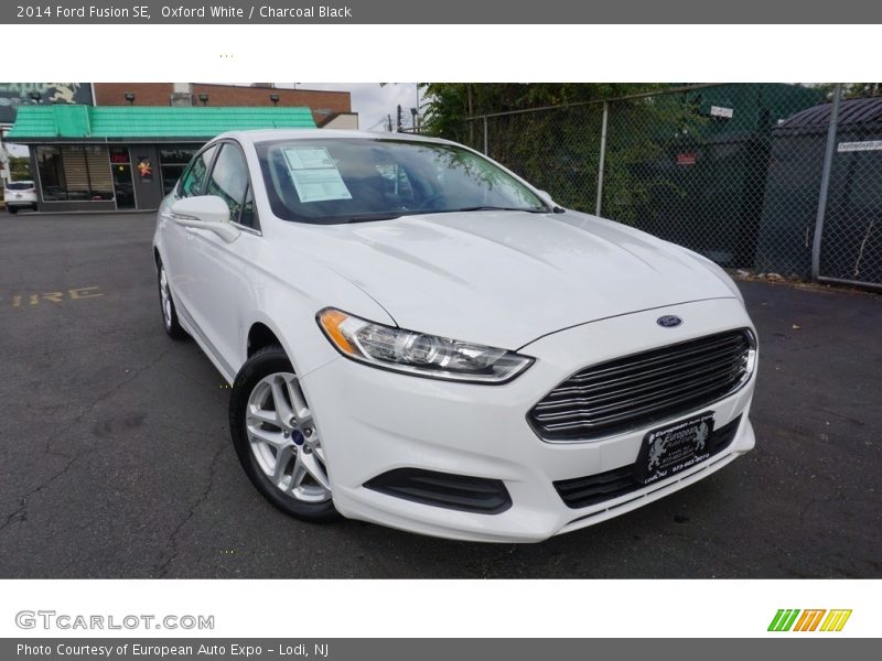 Oxford White / Charcoal Black 2014 Ford Fusion SE