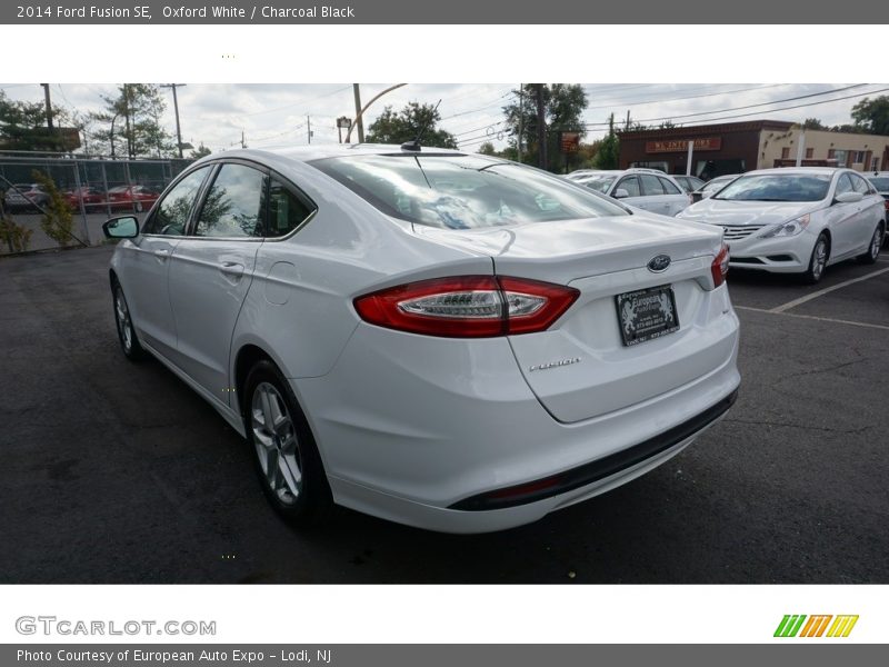 Oxford White / Charcoal Black 2014 Ford Fusion SE