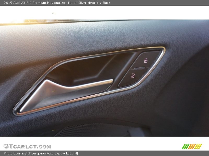 Florett Silver Metallic / Black 2015 Audi A3 2.0 Premium Plus quattro
