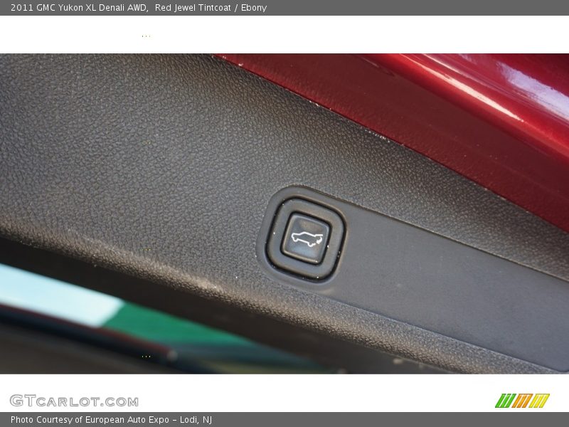 Red Jewel Tintcoat / Ebony 2011 GMC Yukon XL Denali AWD