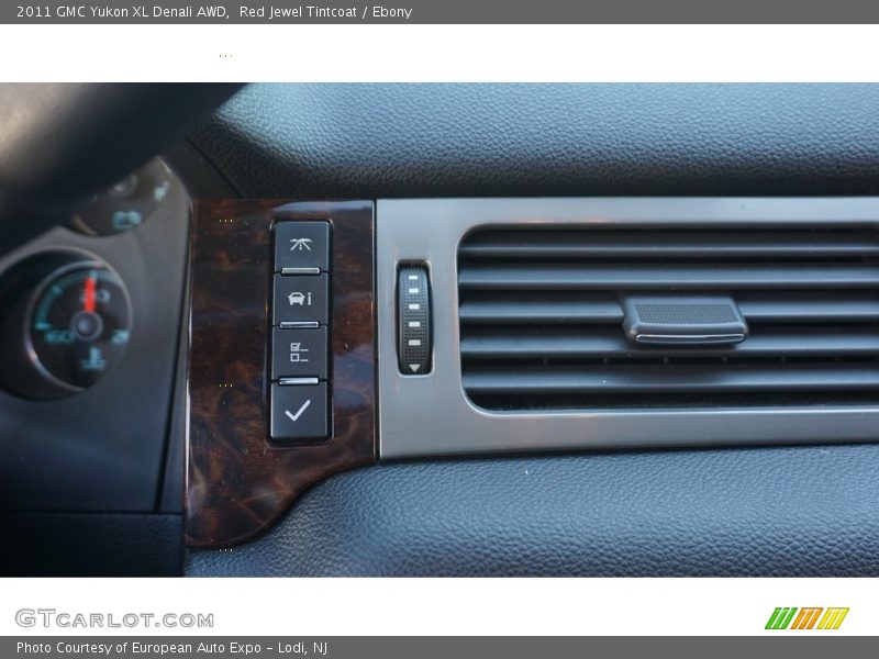 Red Jewel Tintcoat / Ebony 2011 GMC Yukon XL Denali AWD