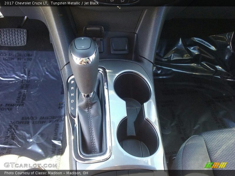 Tungsten Metallic / Jet Black 2017 Chevrolet Cruze LT