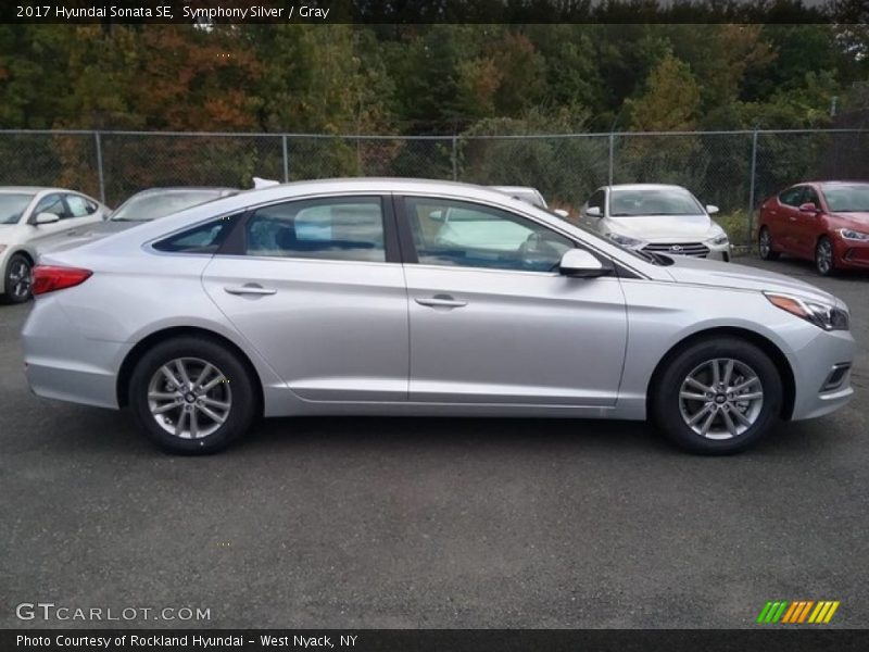 Symphony Silver / Gray 2017 Hyundai Sonata SE