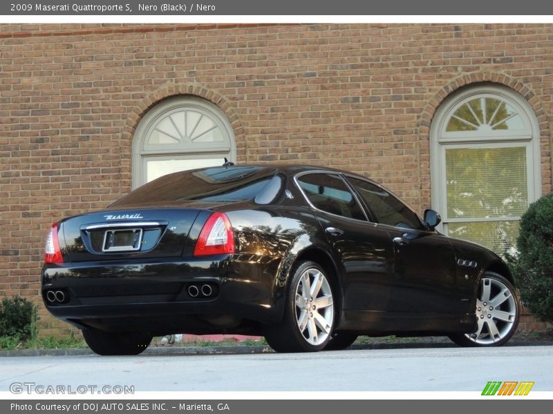 Nero (Black) / Nero 2009 Maserati Quattroporte S