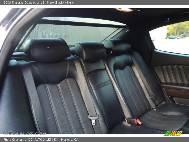 Nero (Black) / Nero 2009 Maserati Quattroporte S