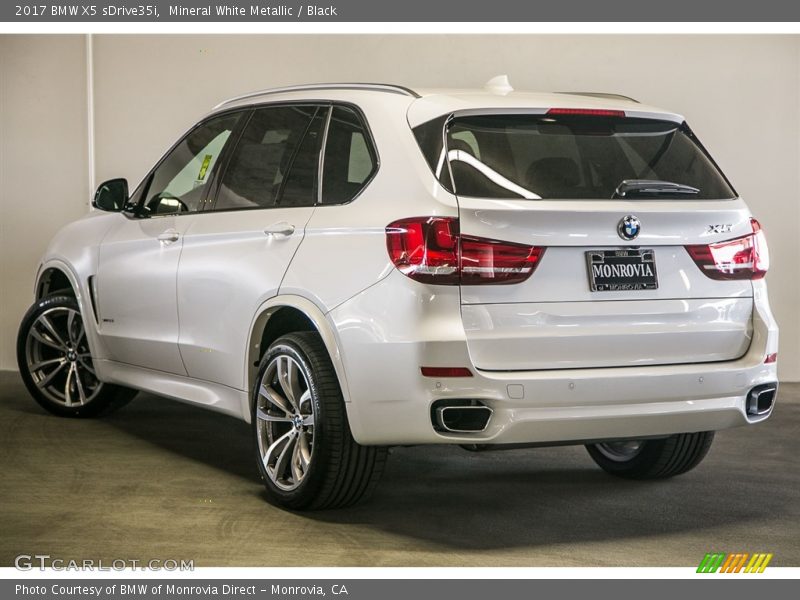 Mineral White Metallic / Black 2017 BMW X5 sDrive35i