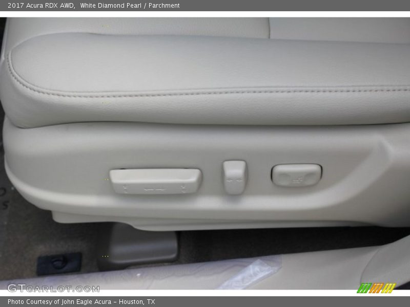 White Diamond Pearl / Parchment 2017 Acura RDX AWD