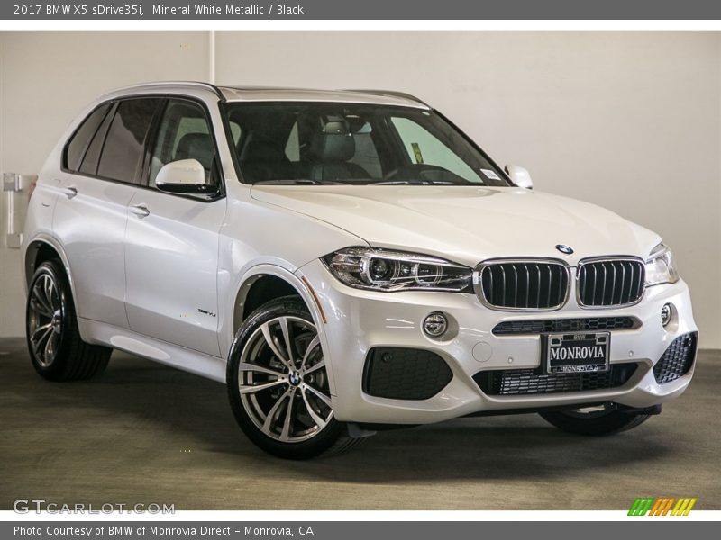 Mineral White Metallic / Black 2017 BMW X5 sDrive35i