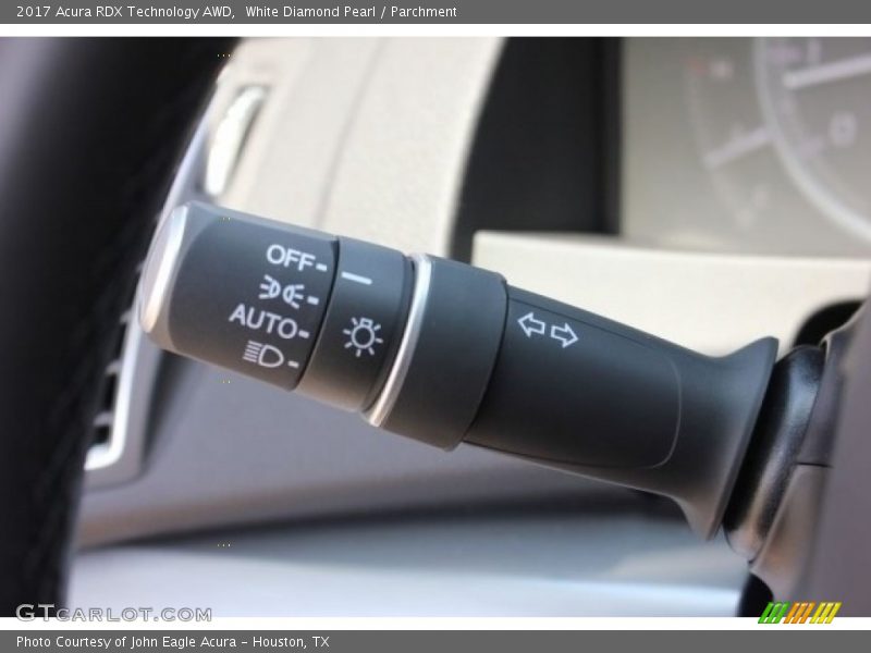 White Diamond Pearl / Parchment 2017 Acura RDX Technology AWD