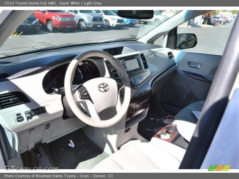 Super White / Light Gray 2014 Toyota Sienna XLE AWD