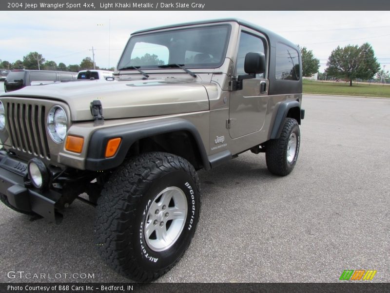 Light Khaki Metallic / Dark Slate Gray 2004 Jeep Wrangler Sport 4x4