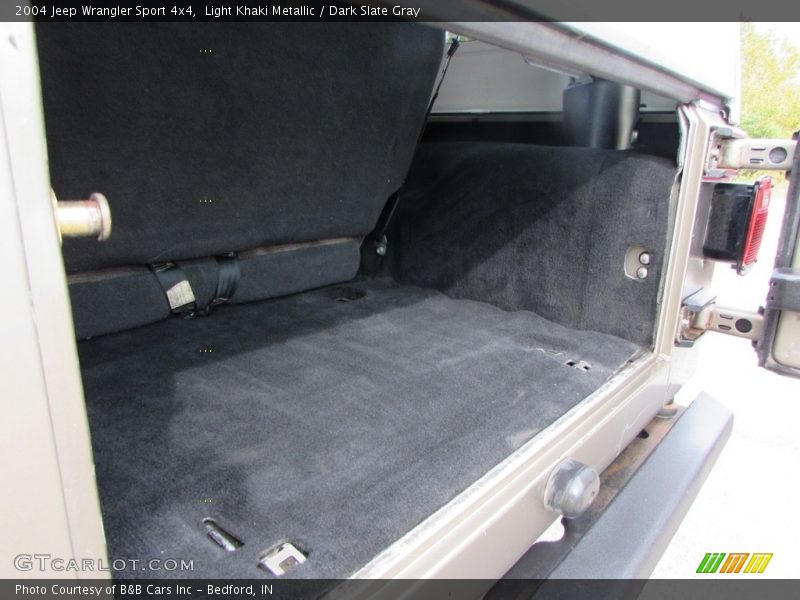 Light Khaki Metallic / Dark Slate Gray 2004 Jeep Wrangler Sport 4x4