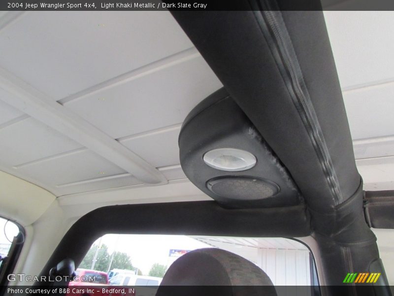 Light Khaki Metallic / Dark Slate Gray 2004 Jeep Wrangler Sport 4x4
