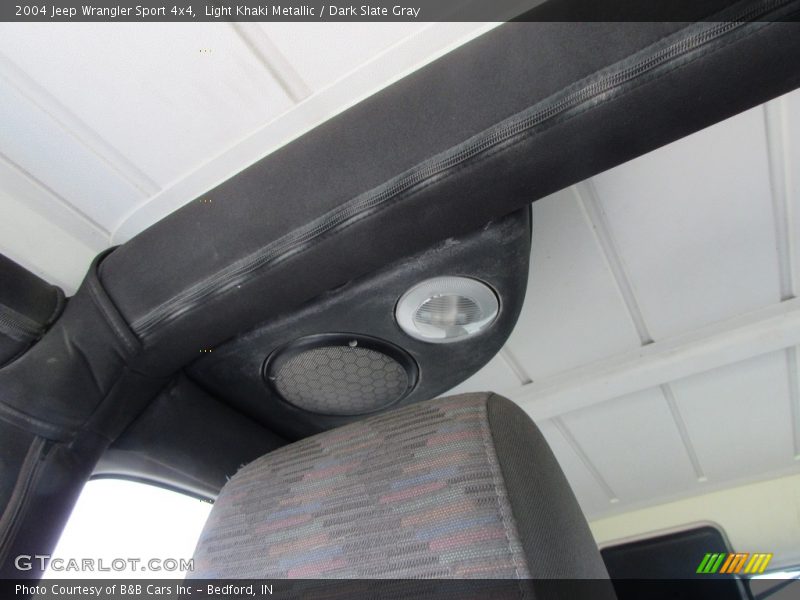 Light Khaki Metallic / Dark Slate Gray 2004 Jeep Wrangler Sport 4x4
