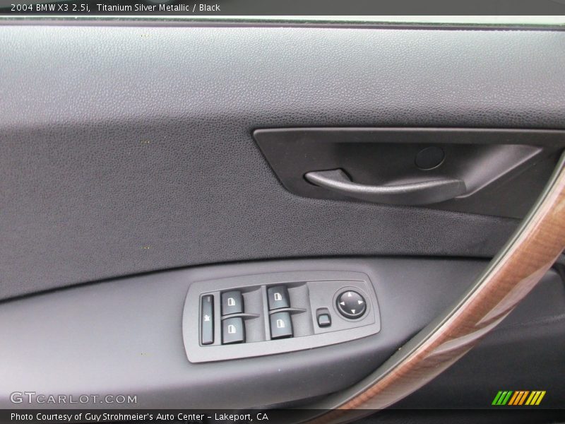 Titanium Silver Metallic / Black 2004 BMW X3 2.5i