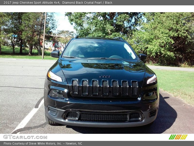 Diamond Black Crystal Pearl / Black 2017 Jeep Cherokee Sport Altitude 4x4
