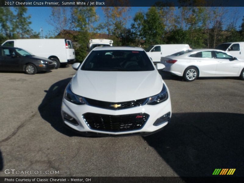 Summit White / Jet Black 2017 Chevrolet Cruze Premier