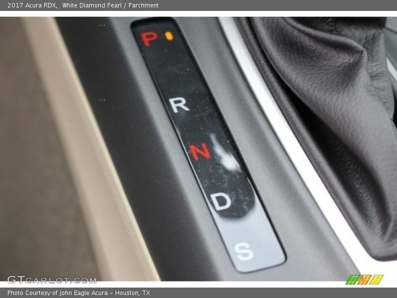 White Diamond Pearl / Parchment 2017 Acura RDX