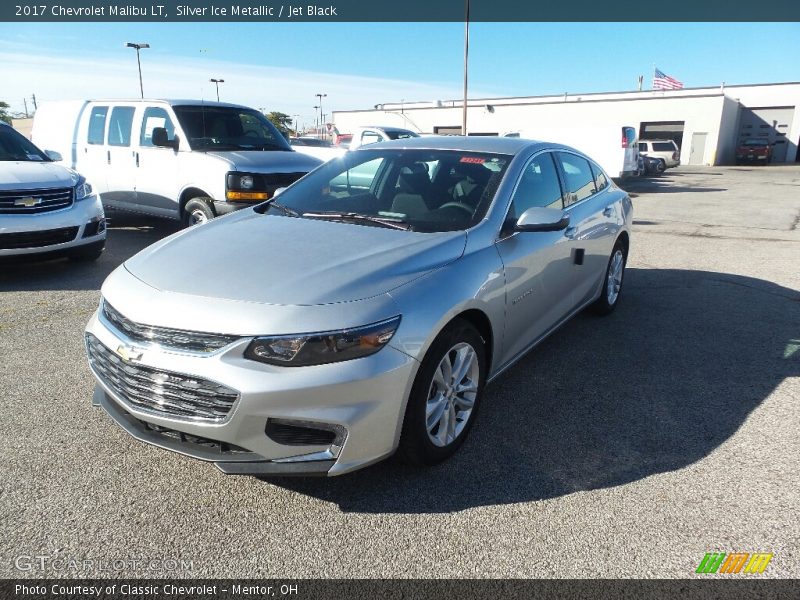 Silver Ice Metallic / Jet Black 2017 Chevrolet Malibu LT