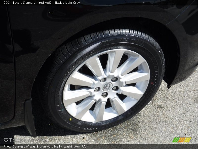 Black / Light Gray 2014 Toyota Sienna Limited AWD