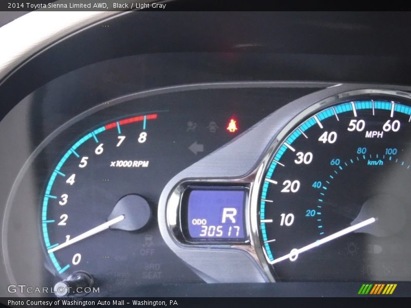 Black / Light Gray 2014 Toyota Sienna Limited AWD