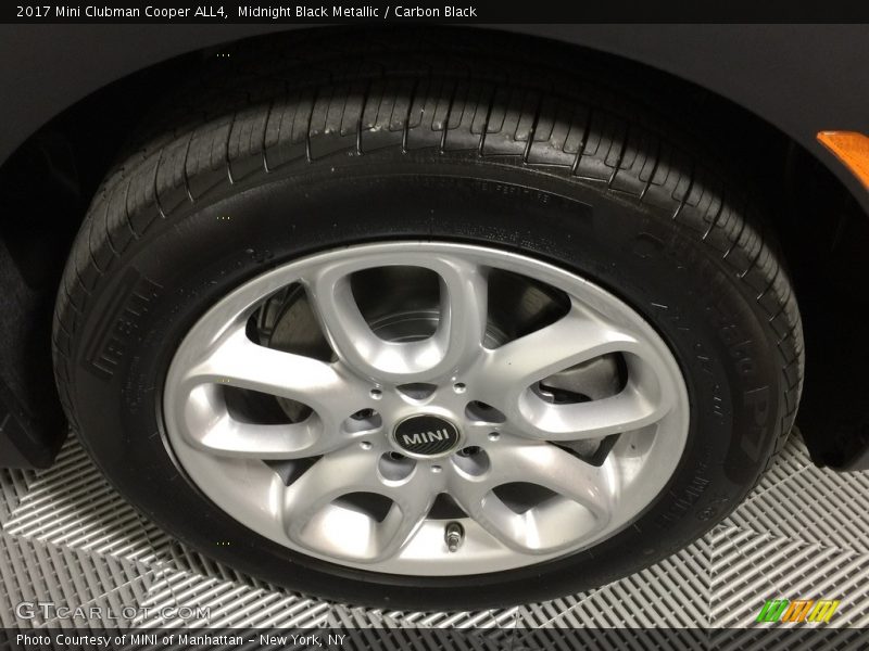 Midnight Black Metallic / Carbon Black 2017 Mini Clubman Cooper ALL4