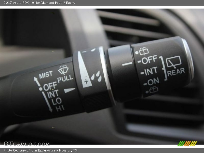 White Diamond Pearl / Ebony 2017 Acura RDX
