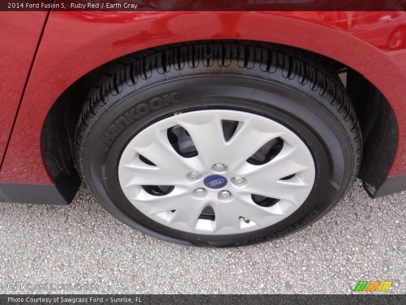 Ruby Red / Earth Gray 2014 Ford Fusion S