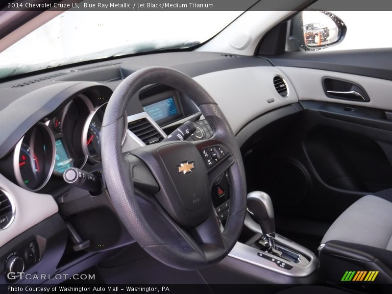 Blue Ray Metallic / Jet Black/Medium Titanium 2014 Chevrolet Cruze LS