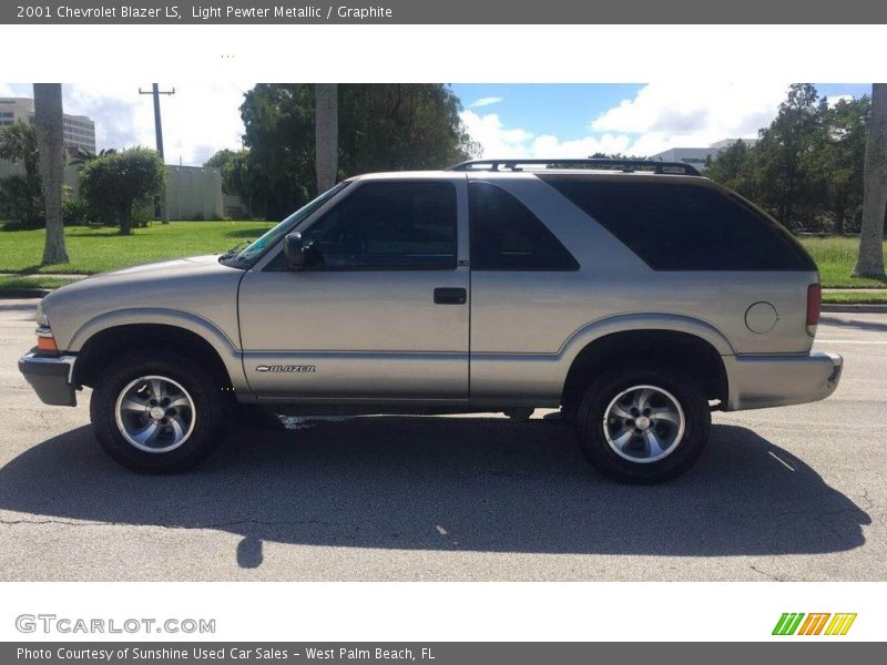 Light Pewter Metallic / Graphite 2001 Chevrolet Blazer LS