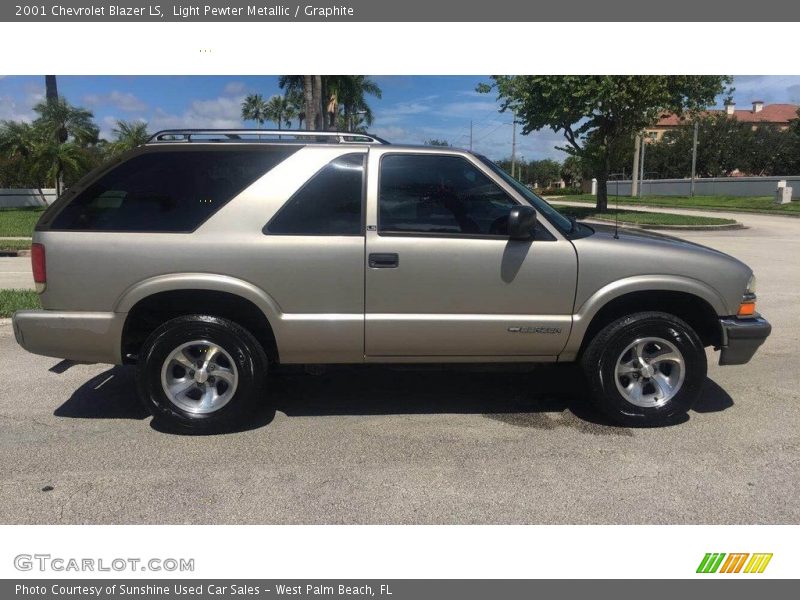 Light Pewter Metallic / Graphite 2001 Chevrolet Blazer LS