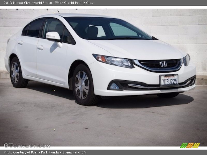 White Orchid Pearl / Gray 2013 Honda Civic Hybrid Sedan