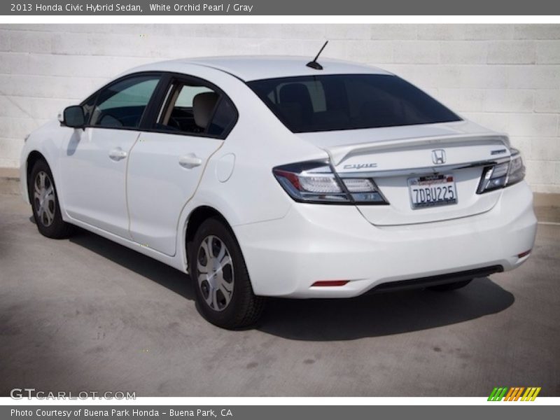 White Orchid Pearl / Gray 2013 Honda Civic Hybrid Sedan