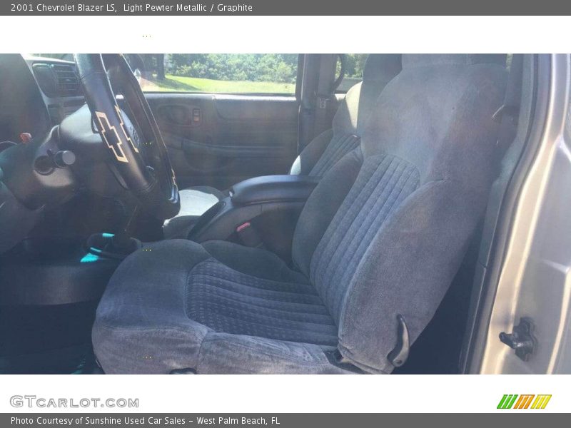 Light Pewter Metallic / Graphite 2001 Chevrolet Blazer LS