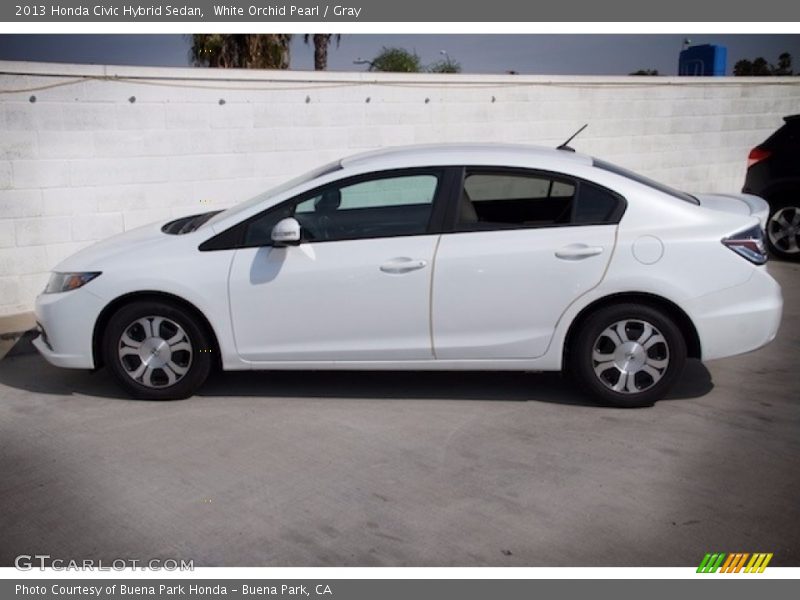 White Orchid Pearl / Gray 2013 Honda Civic Hybrid Sedan