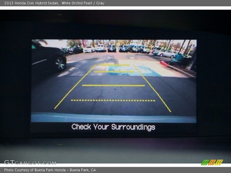 White Orchid Pearl / Gray 2013 Honda Civic Hybrid Sedan