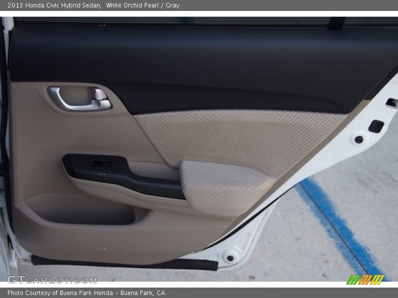 White Orchid Pearl / Gray 2013 Honda Civic Hybrid Sedan