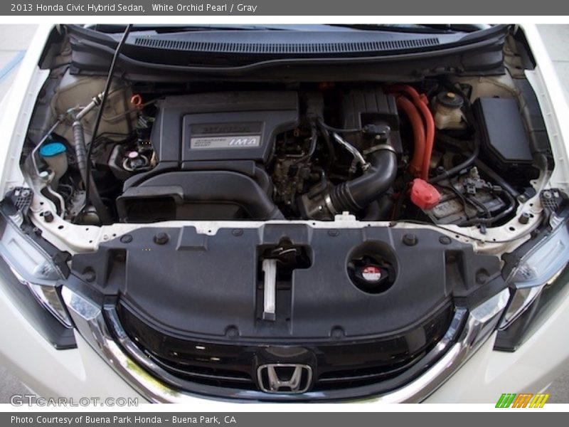 White Orchid Pearl / Gray 2013 Honda Civic Hybrid Sedan