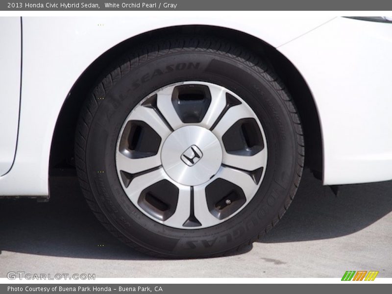White Orchid Pearl / Gray 2013 Honda Civic Hybrid Sedan