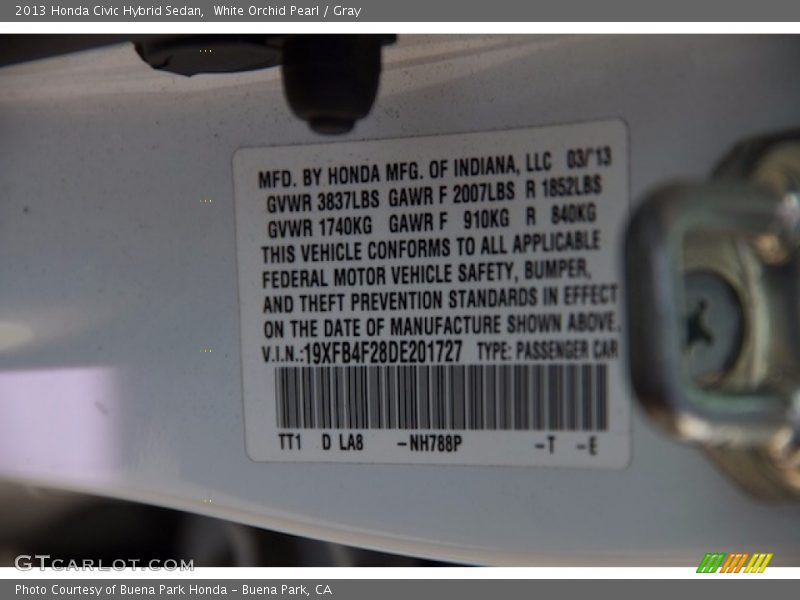 White Orchid Pearl / Gray 2013 Honda Civic Hybrid Sedan