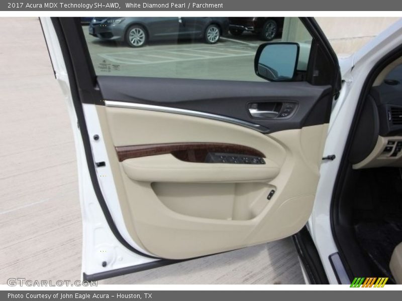 White Diamond Pearl / Parchment 2017 Acura MDX Technology SH-AWD