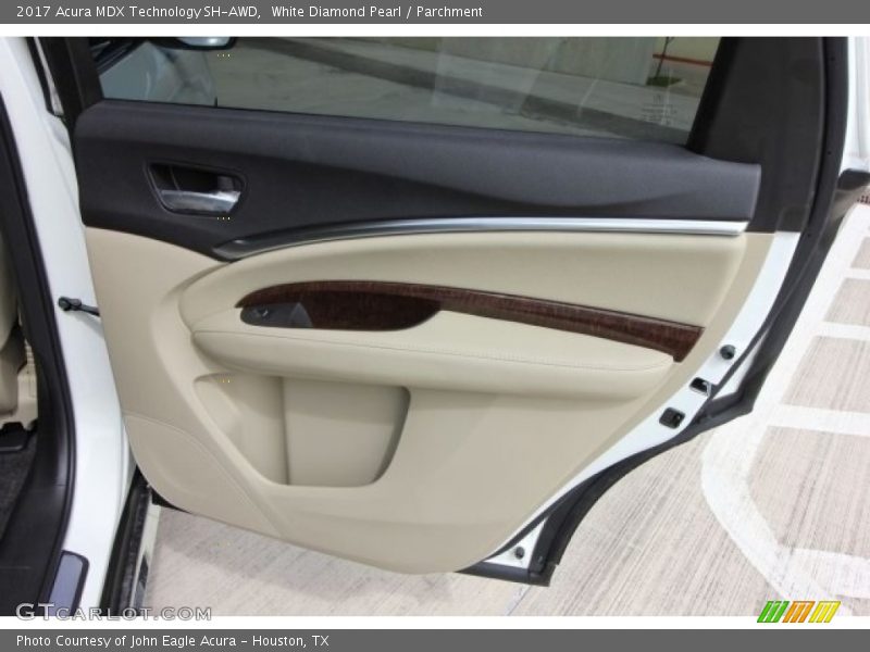 White Diamond Pearl / Parchment 2017 Acura MDX Technology SH-AWD