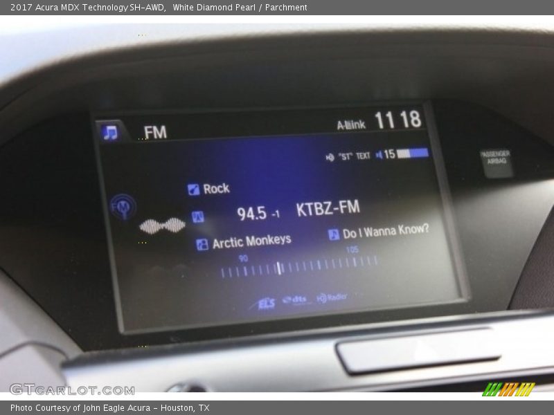 White Diamond Pearl / Parchment 2017 Acura MDX Technology SH-AWD