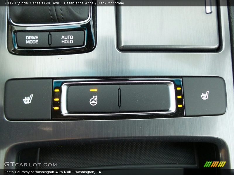 Controls of 2017 Genesis G80 AWD