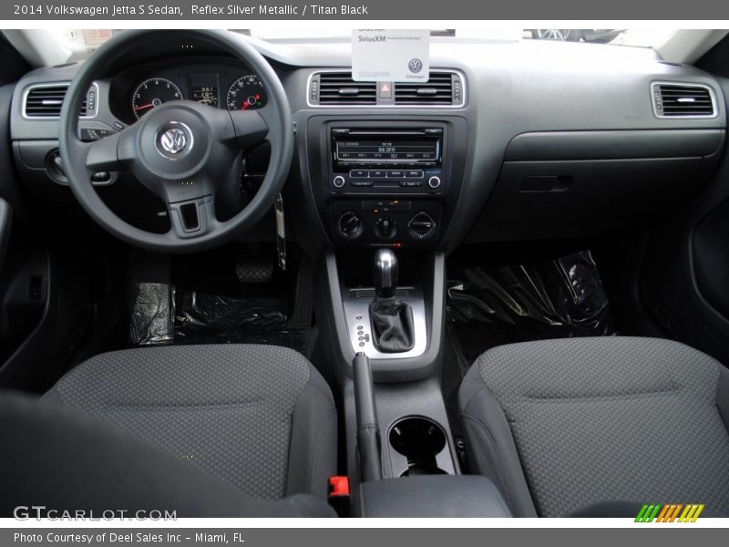 Reflex Silver Metallic / Titan Black 2014 Volkswagen Jetta S Sedan