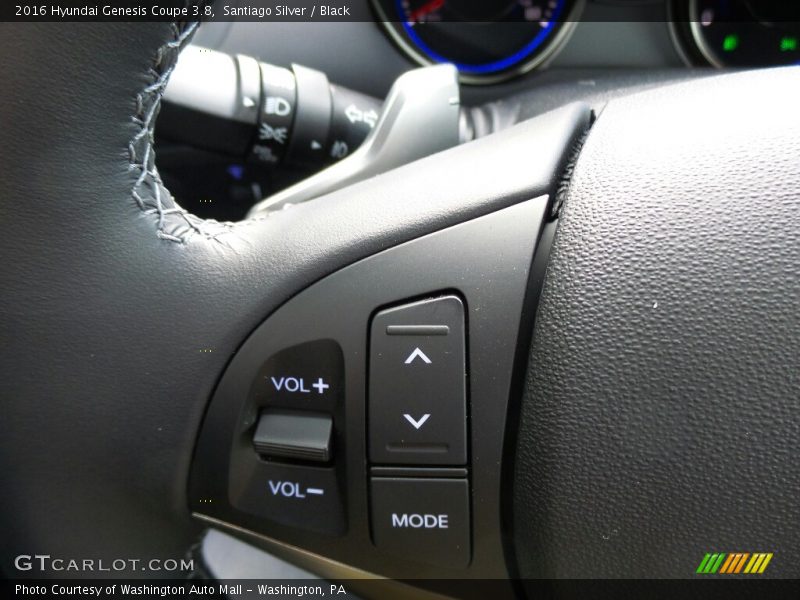 Controls of 2016 Genesis Coupe 3.8