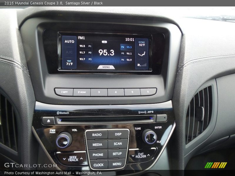 Controls of 2016 Genesis Coupe 3.8