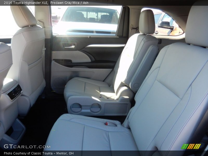 Predawn Gray Mica / Ash 2016 Toyota Highlander XLE